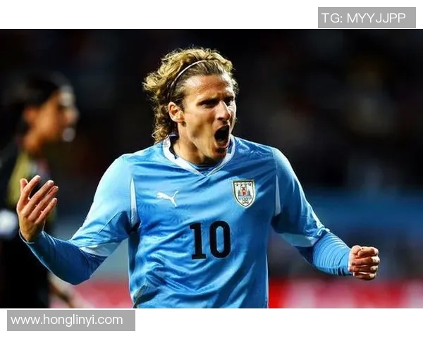 从童年梦想到绿茵传奇 足球球星成长轨迹全解析